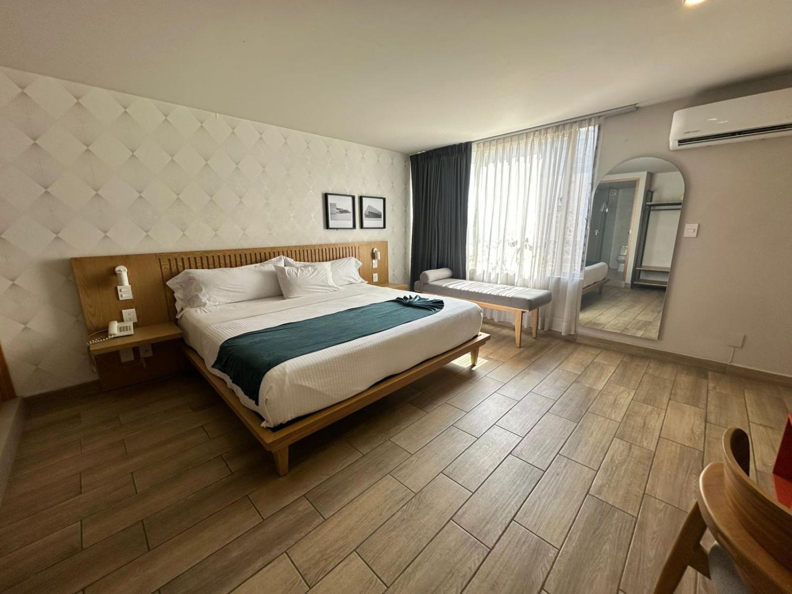 Oliva Plaza Hotel Guadalajara Dış mekan fotoğraf